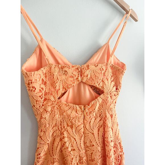 NSR | Lace Cut-Out Peek-a-Boo Midi Dress | Pastel Orange | Sz XS - Picture 5 of 10